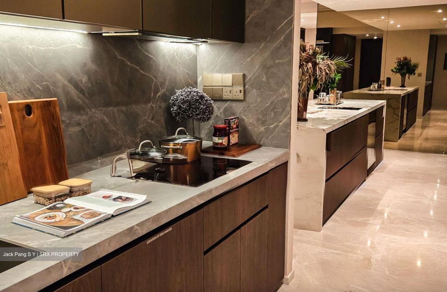 Newport Residences (D2), Apartment #520393311